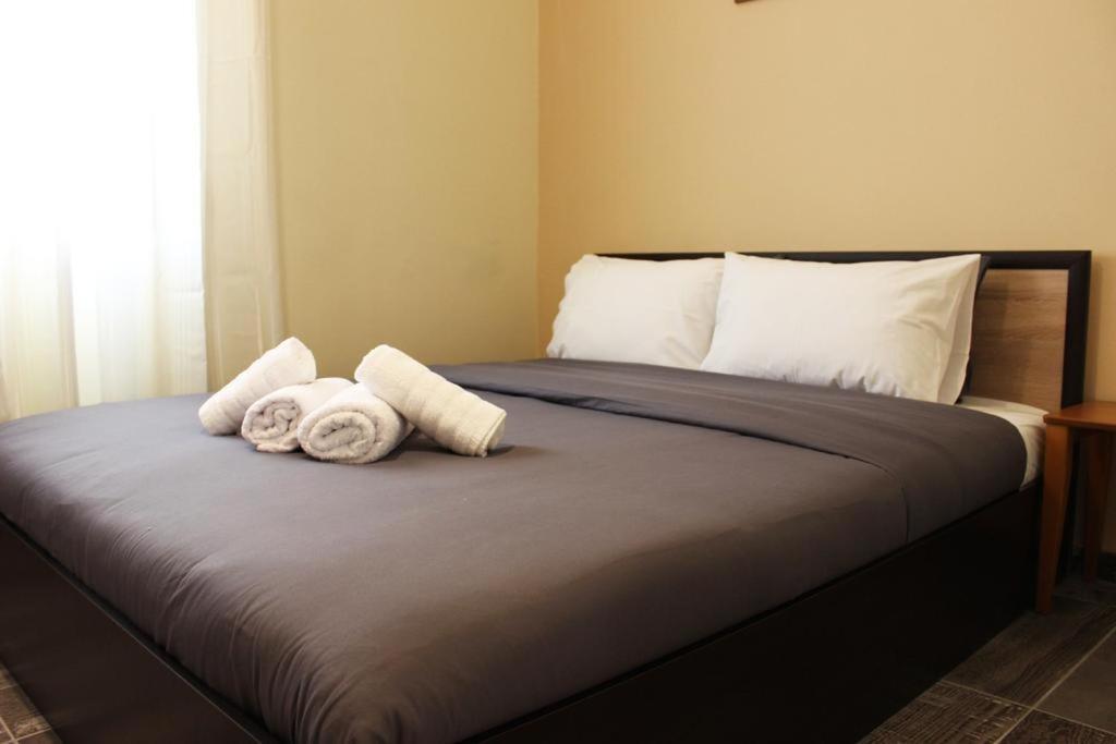 Globy Seaview Apartments Kavala Esterno foto